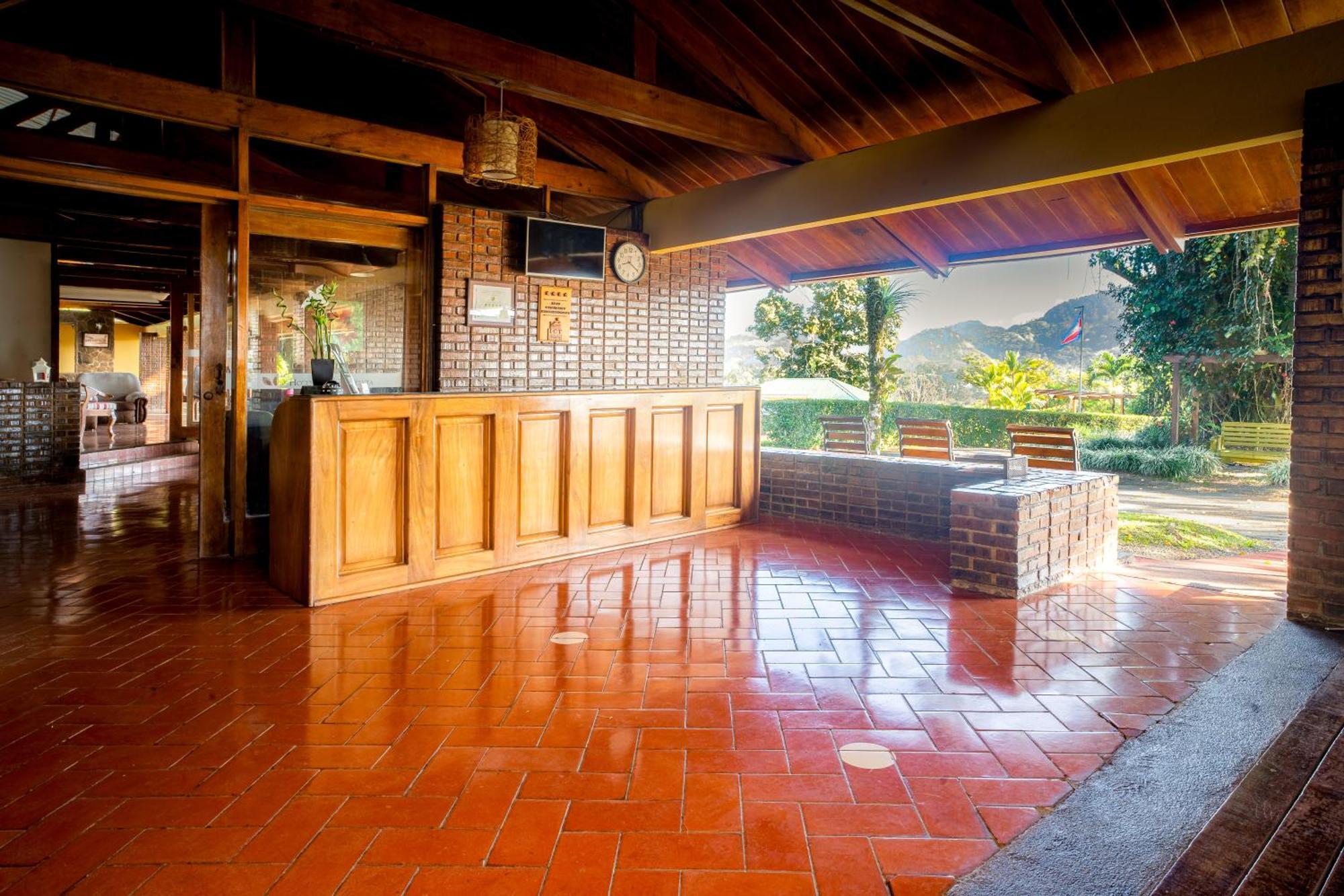 Hotel Villa Florencia Turrialba Buitenkant foto