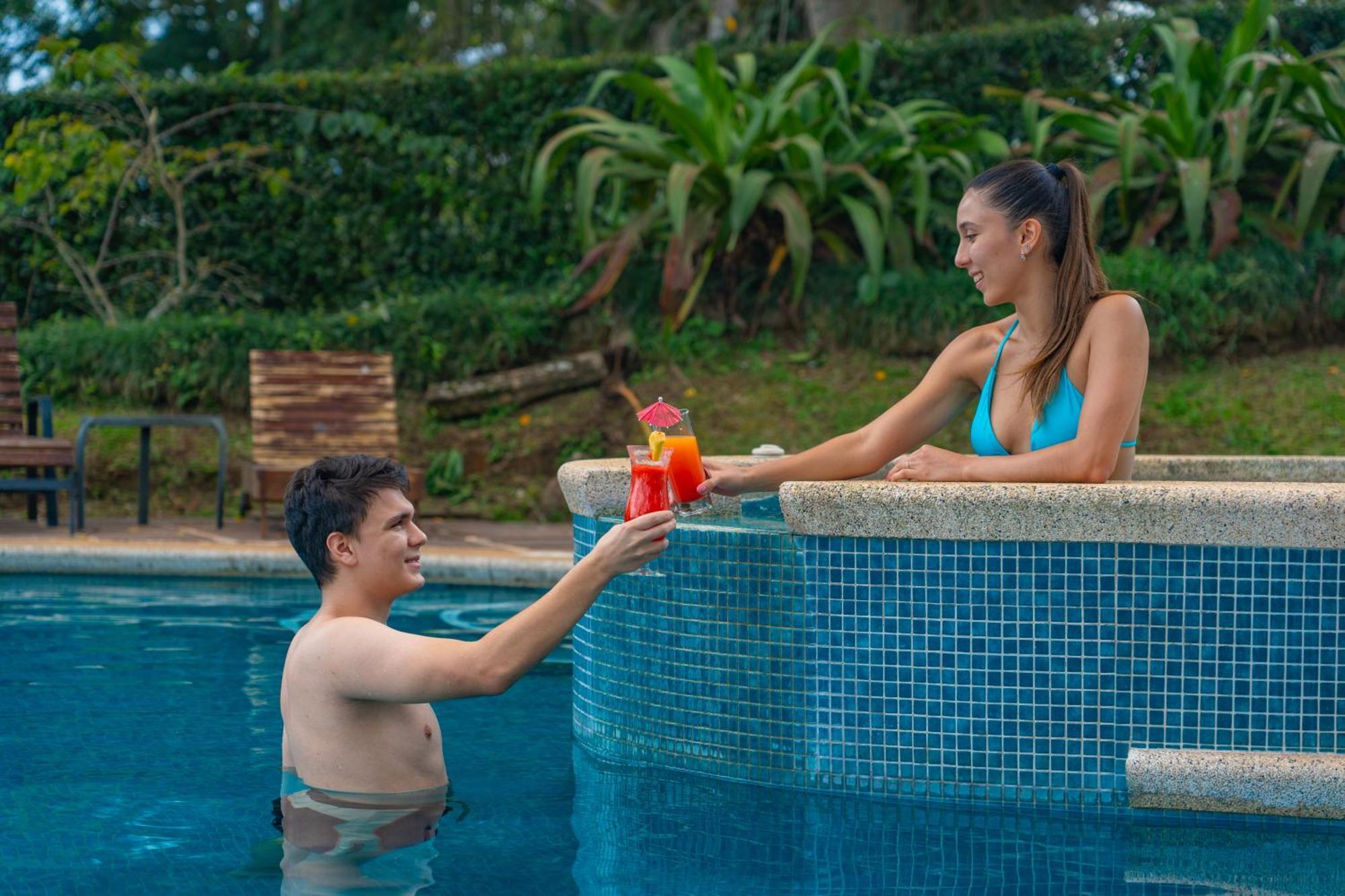 Hotel Villa Florencia Turrialba Buitenkant foto