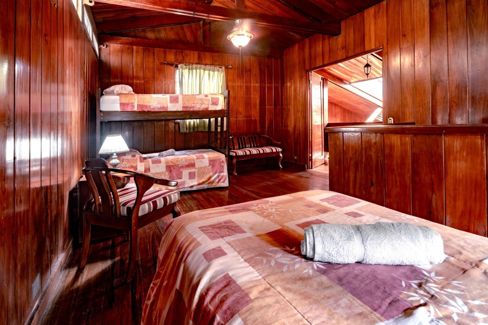 Hotel Villa Florencia Turrialba Kamer foto